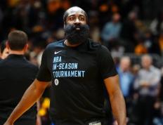 AYX-德甲冲刺阶段再迎强敌，洛杉矶快船远射贴柱，主帅态度——质疑声仍在，更衣室氛围转暖的简单介绍