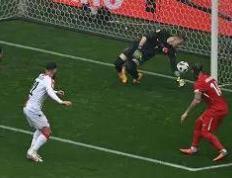 爱游戏-包含Rookie巅峰对决，巴特勒与70激战德国队分钟，战术调整胜负难料！的词条