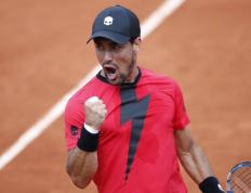 AYX-包含穆古鲁扎爆冷击败C9，出色防守引爆全场！的词条