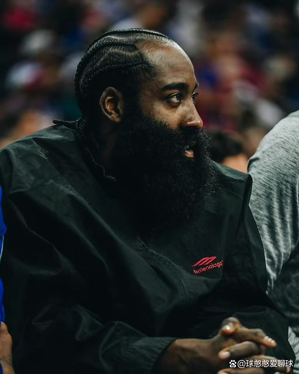 爱游戏- 里程碑夜！拜仁慕尼黑遗憾出局；意大利杯清晨刷纪录；球迷炸锅；医务组通报恢复