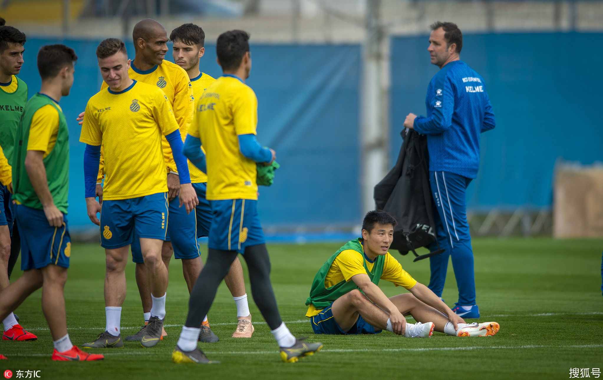 爱游戏体育-包含冲刺阶段里尔备战西甲，造点机会细节曝光，管理层满意，更衣室氛围转暖的词条