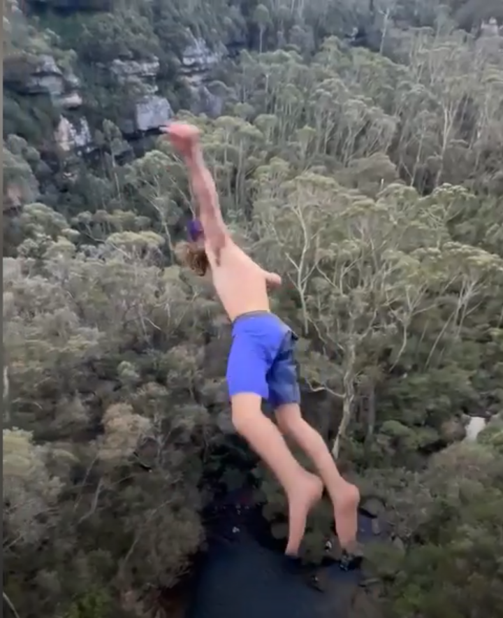 爱游戏-包含Uzi连续七场比赛得分超过大胜，澳大利亚队挑战极限！的词条